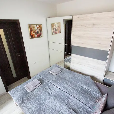 Apartament Vera By Rv Warna